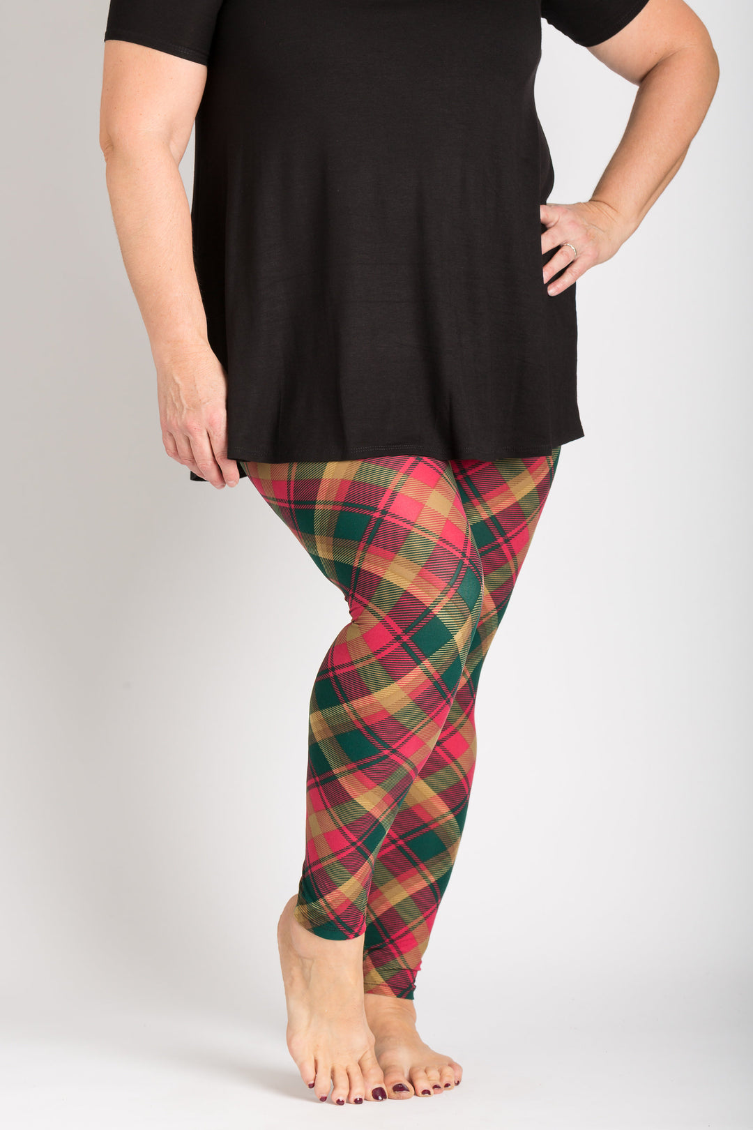 Maple Leaf Tartan Leggings Plus Size 2X 5X Shorts 6 inch inseam